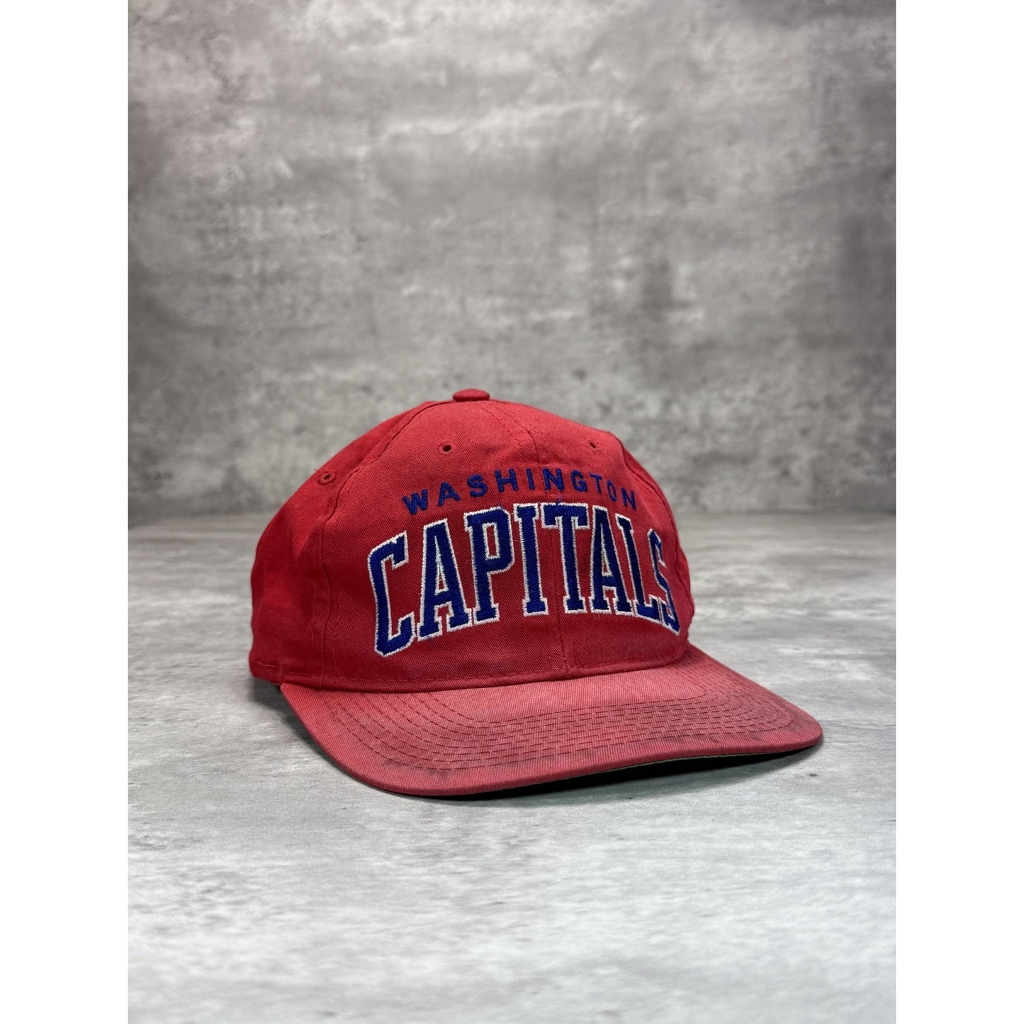 Vintage 90s Washington Capitals NHL Starter Arc Spellout Snapback Hat OSFA