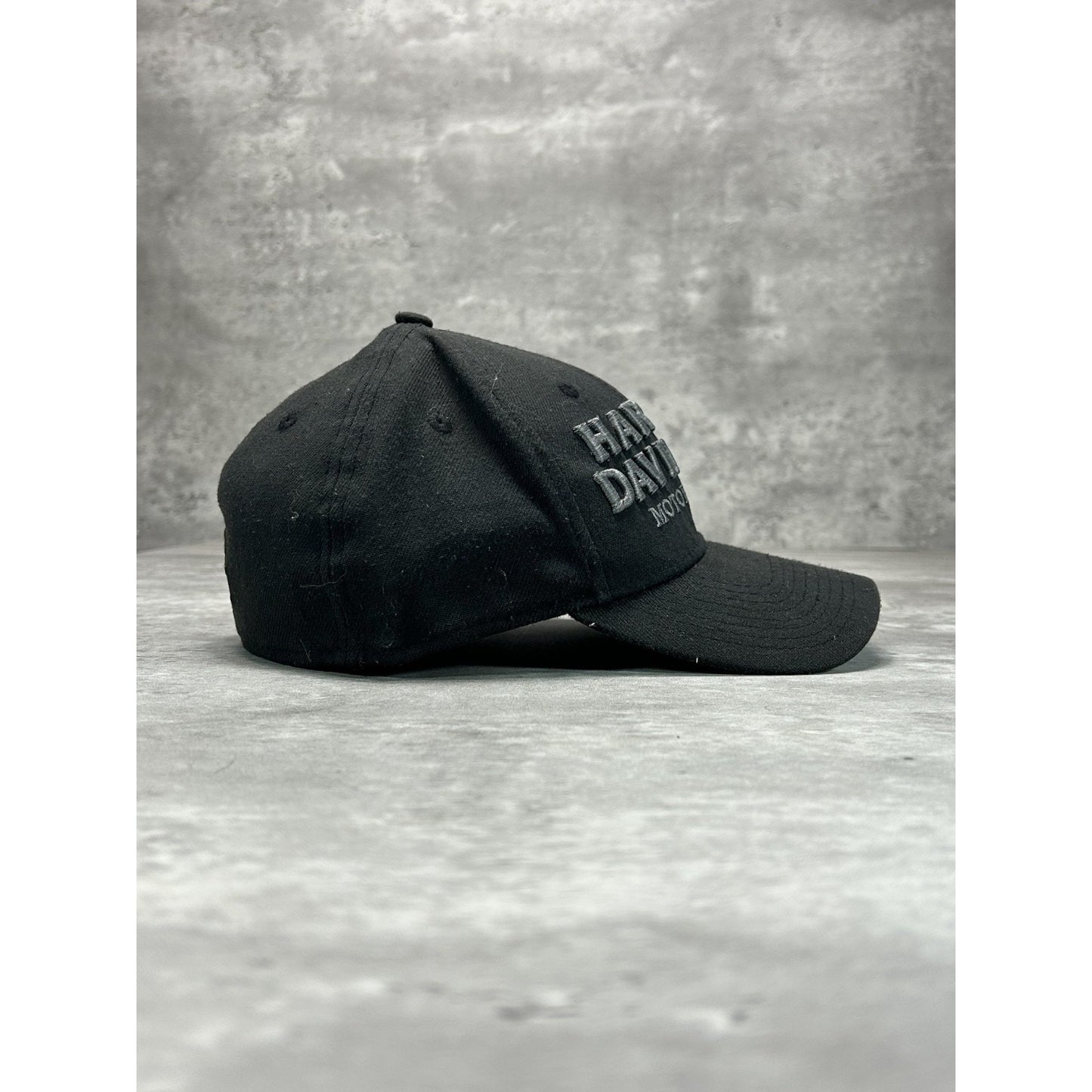 Vintage Harley Davidson Motorcycles Embroidered Spellout Fitted Hat S/M