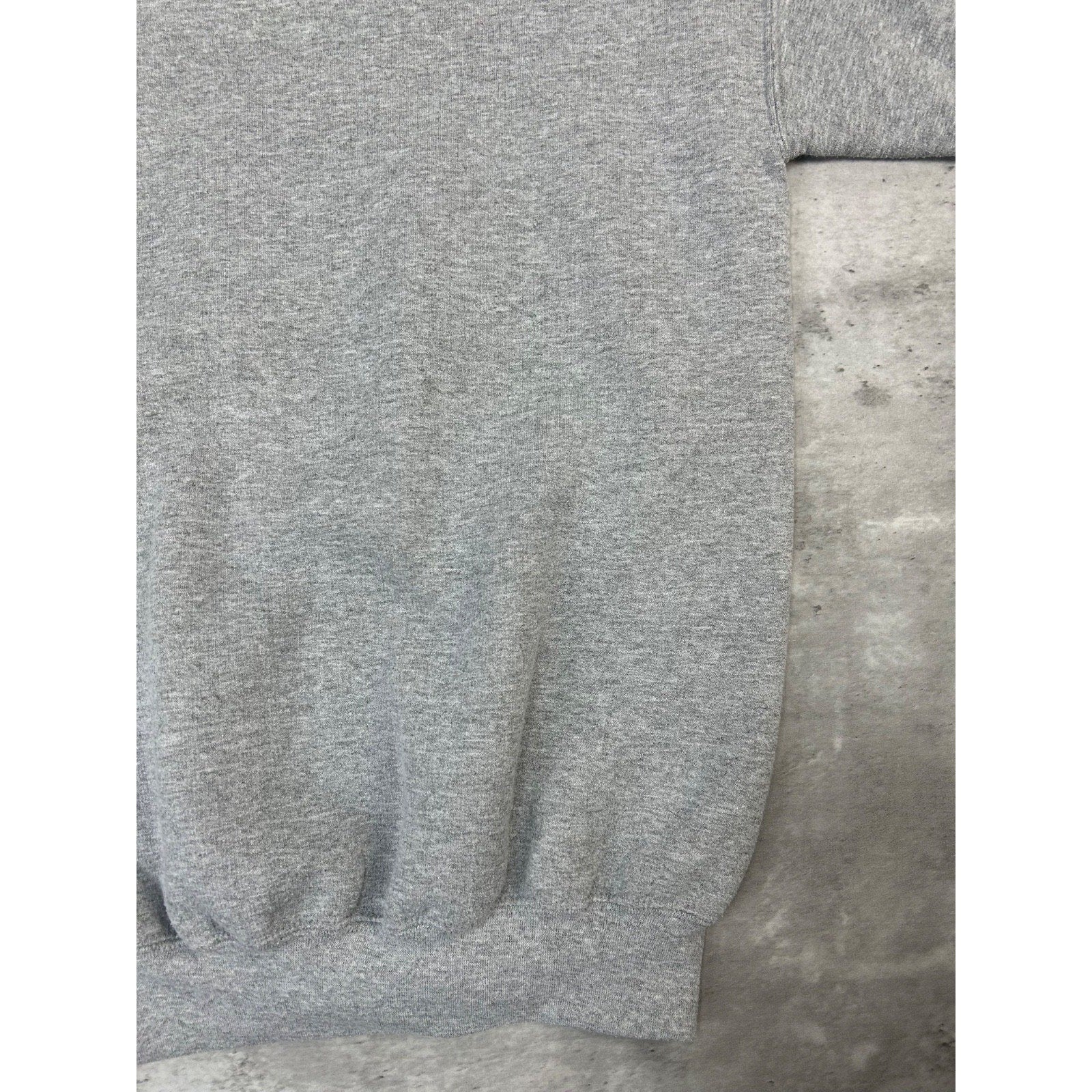 Vintage 2006 Universal Studios Cartoon Graphic Spellout Sweatshirt Size Small