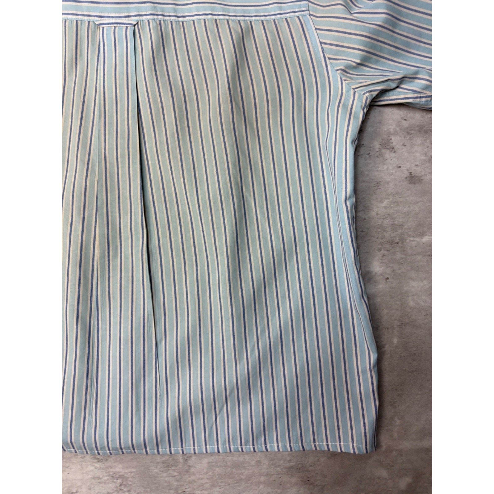 Vintage Chaps Single Pocket Striped Cropped Button Up Shirt Size Medium