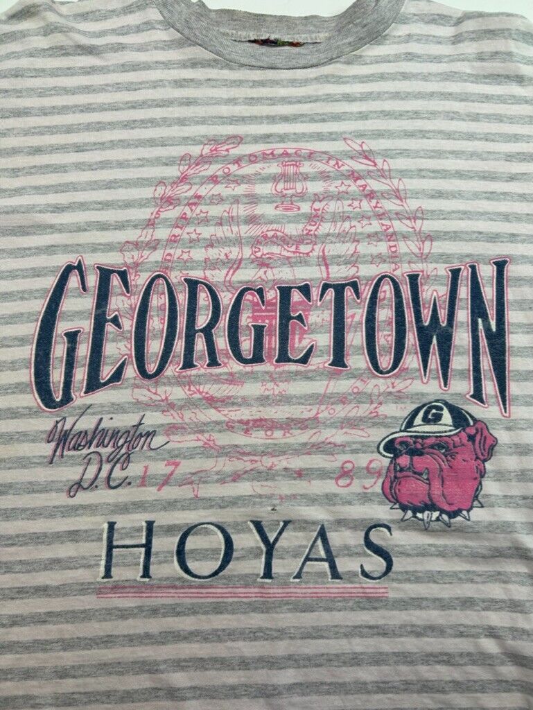 Vintage 90s Georgetown Hoyas NCAA Graphic Spellout Crest T-Shirt Size Large