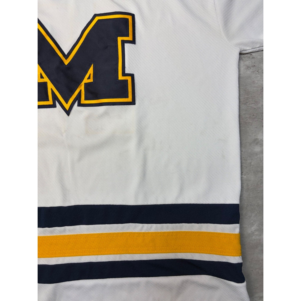 Vintage Michigan Wolverines #17 NCAA Stitched Hockey Jersey Size XL