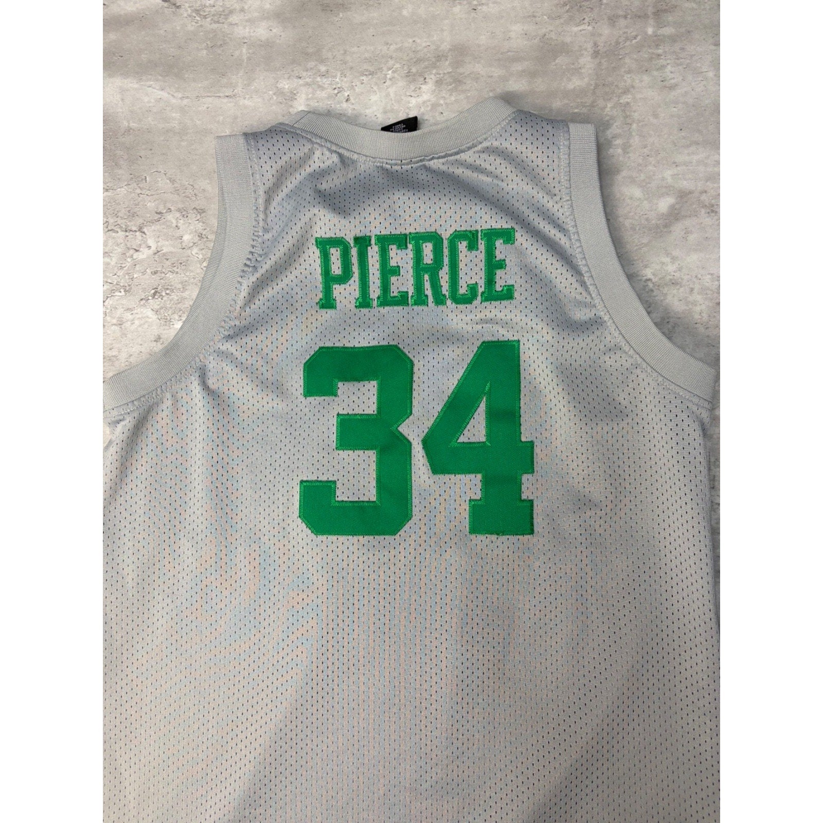 Vintage Paul Pierce #34 Boston Celtics NBA Nike Basketball Jersey Size XL YOUTH