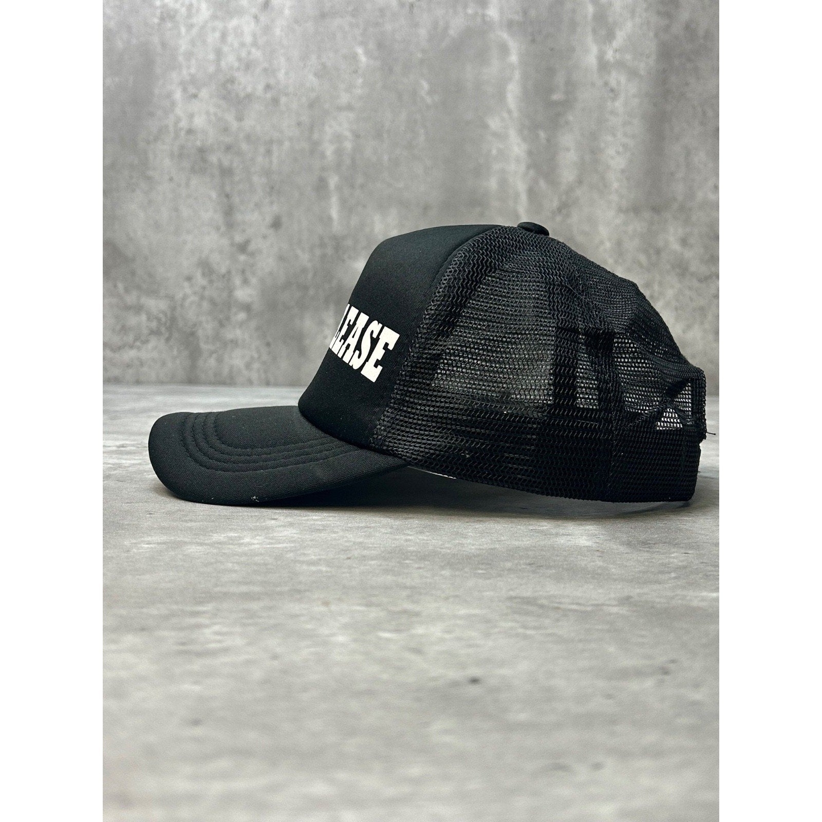 Vintage 90s Beach Please Spellout Comedy Slogan Trucker Snapback Hat OSFA
