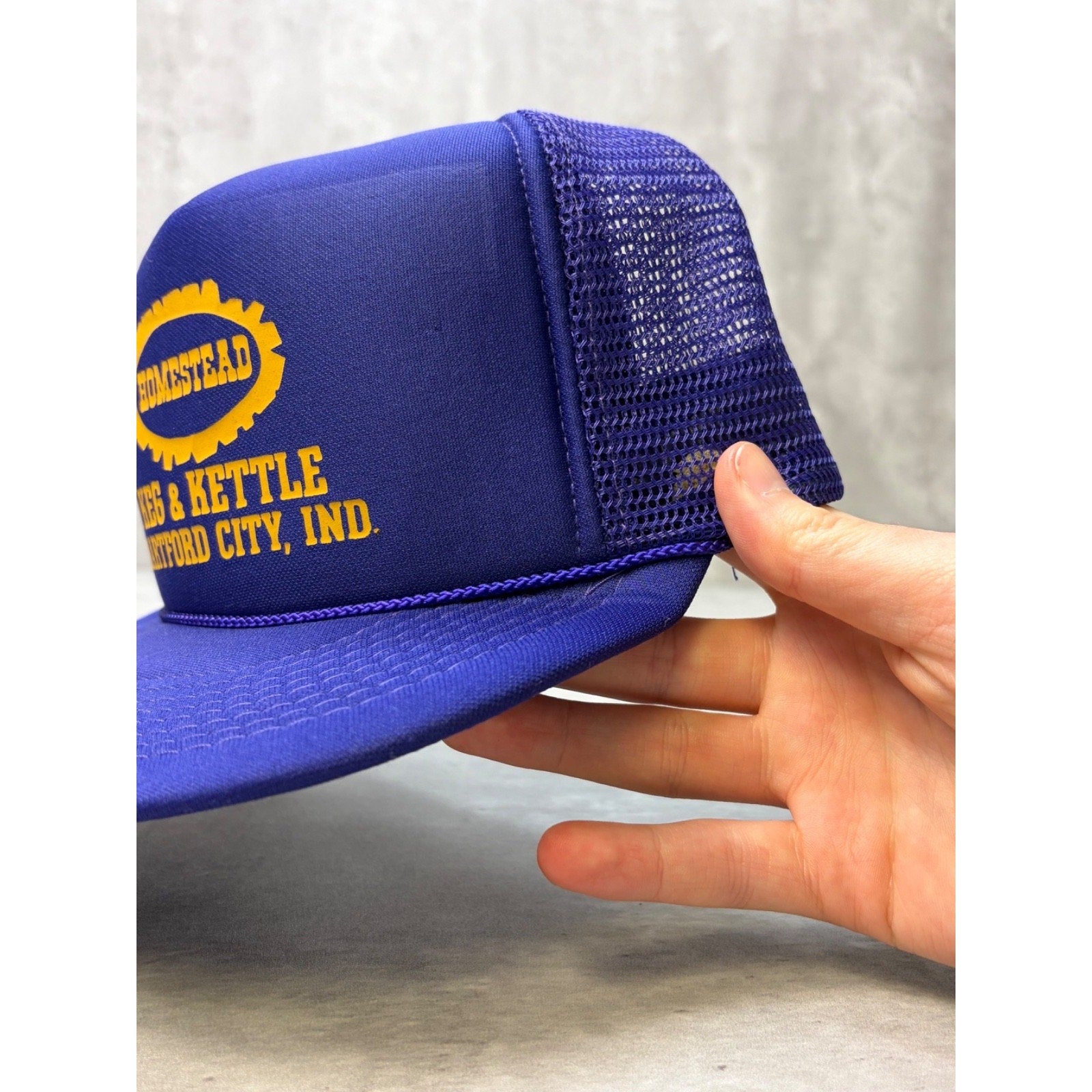 Vintage 80s/90s Homestead Keg & Kettle Graphic Trucker Snapback Hat OSFA