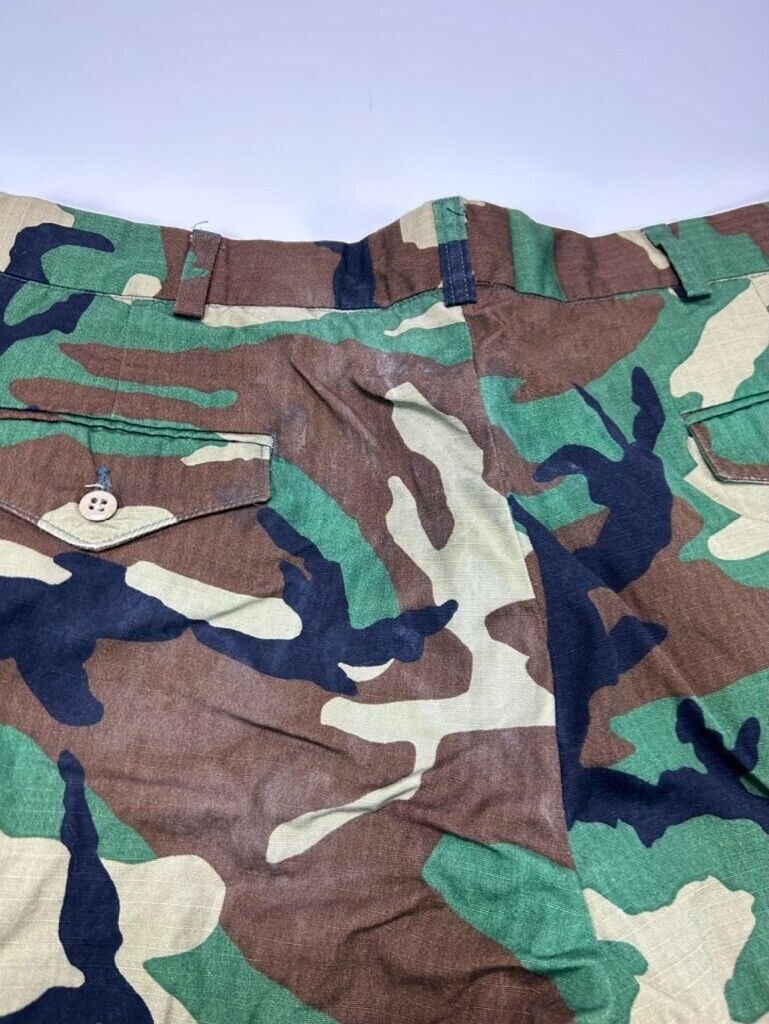 Vintage 80s/90s L.L. Bean Ripstop Woodland Camo Cargo Hunting Pants Size 37