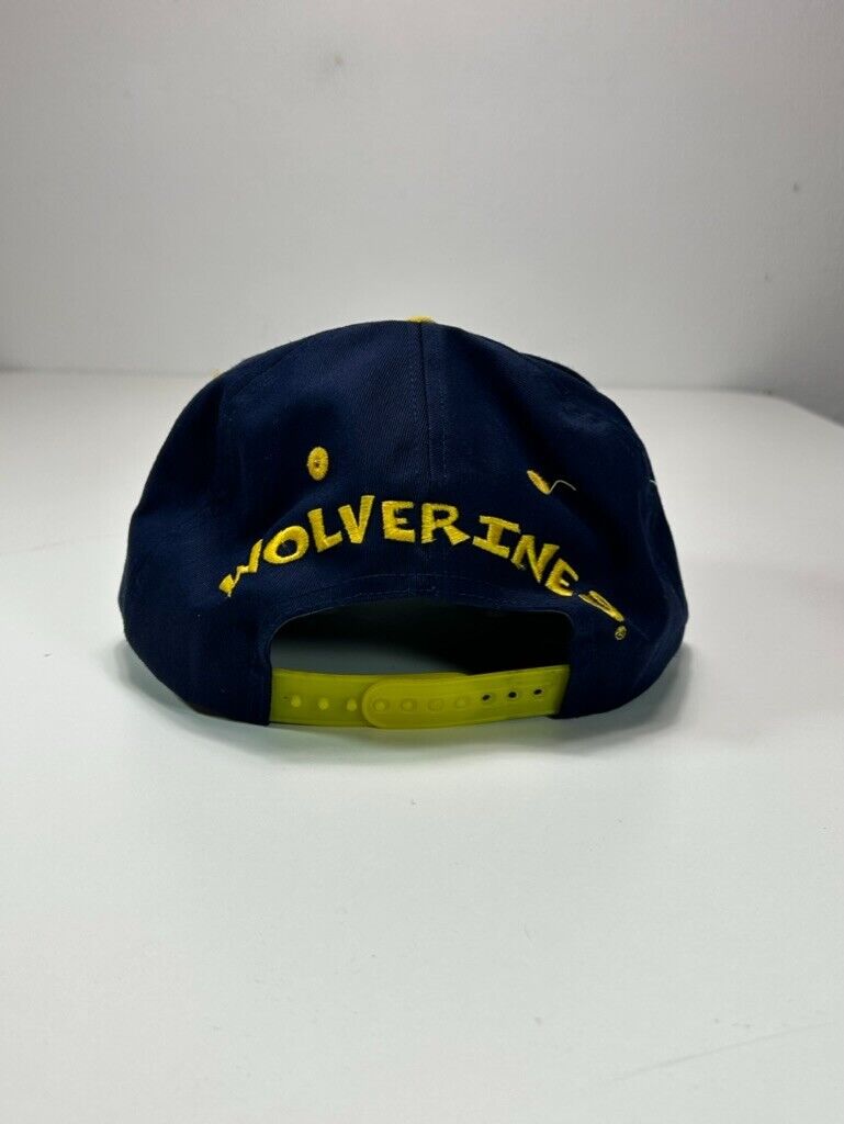 VTG 90s Michigan Wolverines NCAA Looney Tunes Taz Embroidered Snapback Hat OSFA