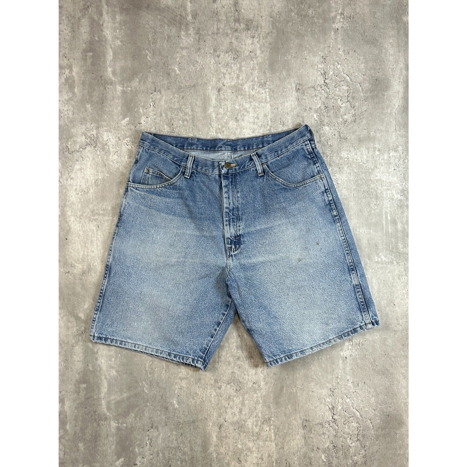 Vintage Wrangler Light Wash Denim Shorts Size 36 Blue