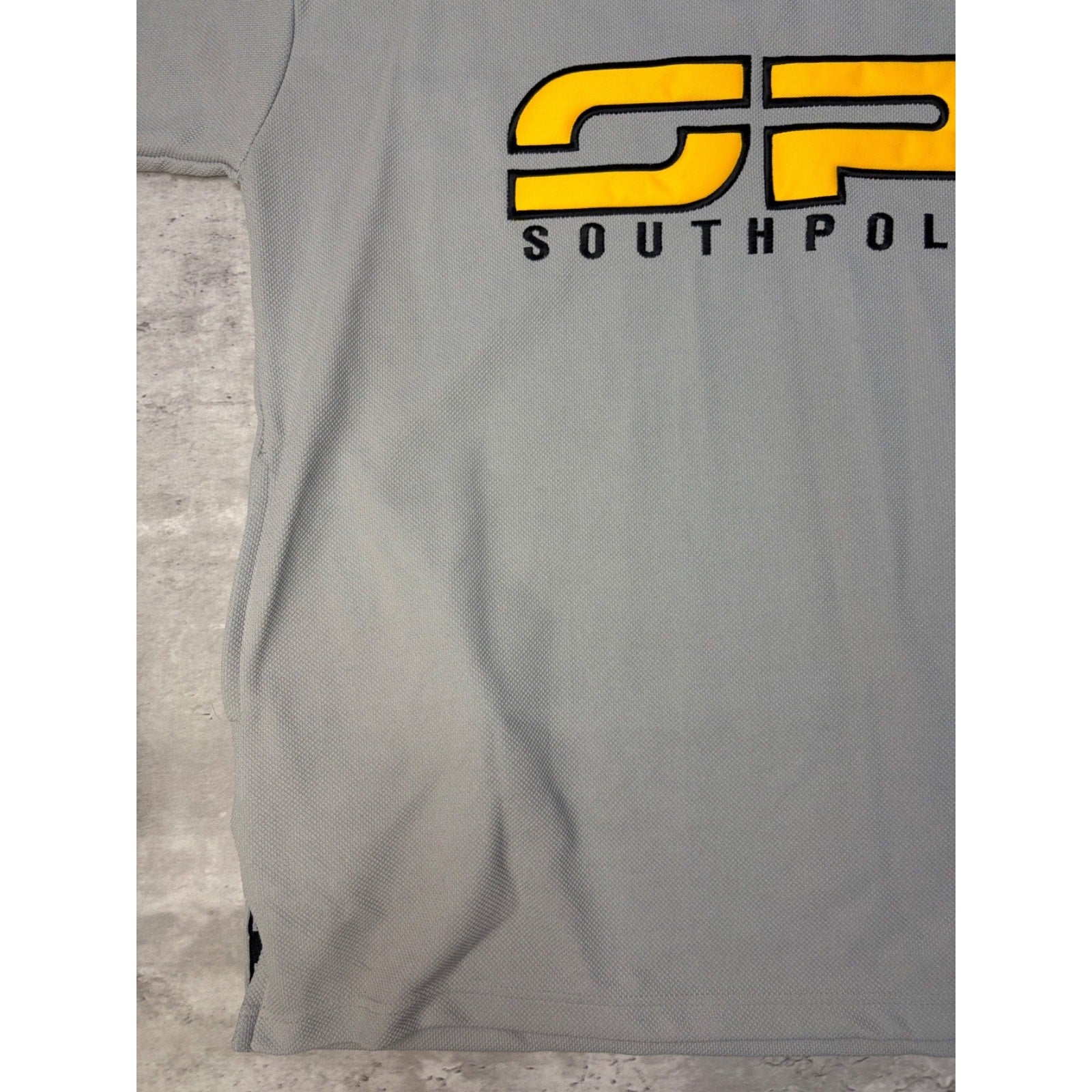 VTG Y2K Southpole Embroidered Spellout Two Tone 1/4 Zip Sweatshirt Size Large