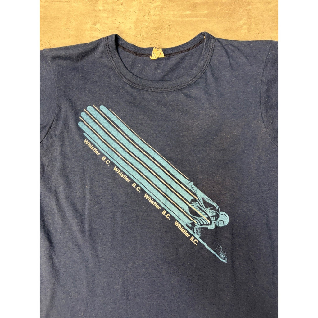 Vintage Whistler British Columbia Skiing Graphic Destination T-Shirt Size Large