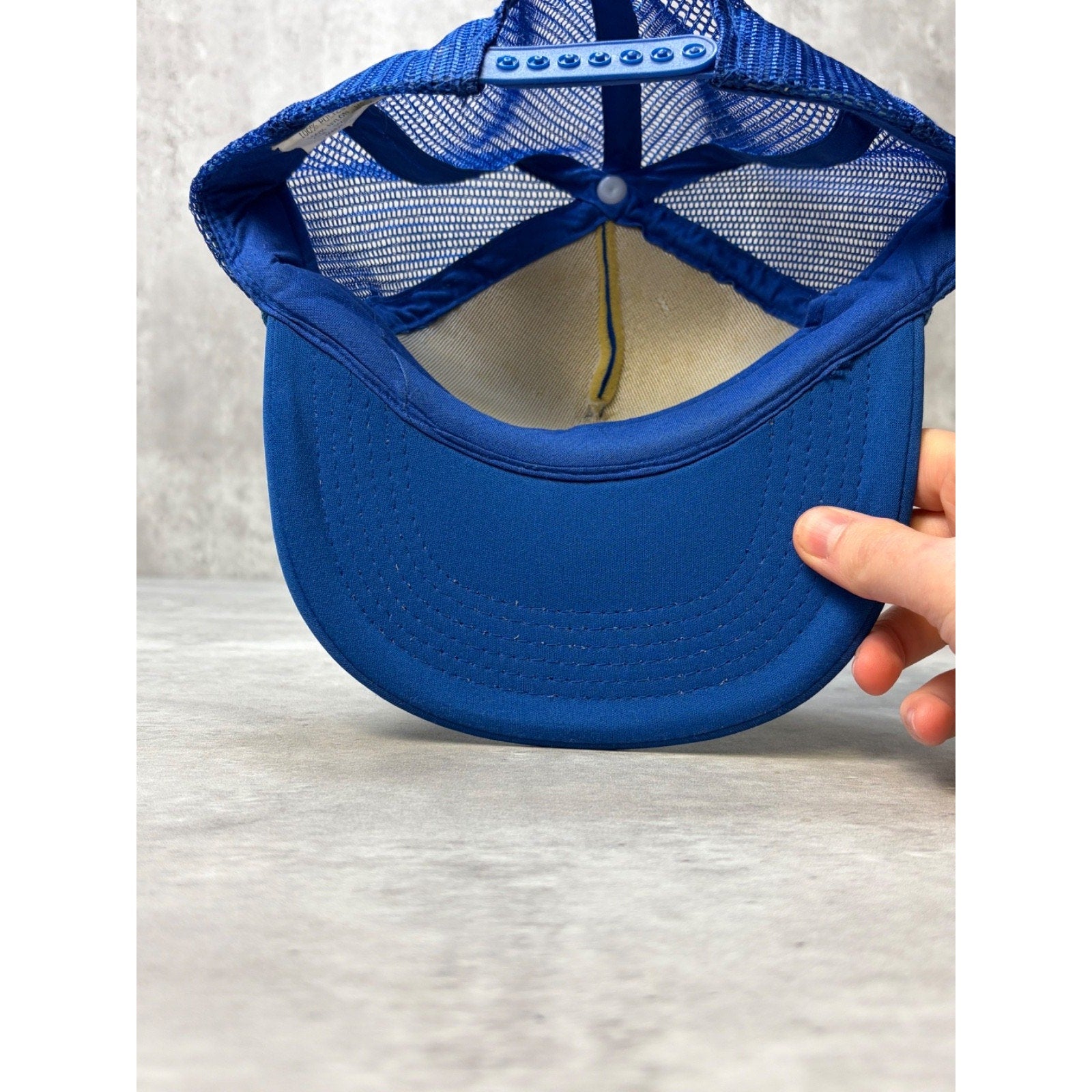 Vintage 80s Wanted Woman To Cock And Clean Fish Trucker Snapback Hat OSFA