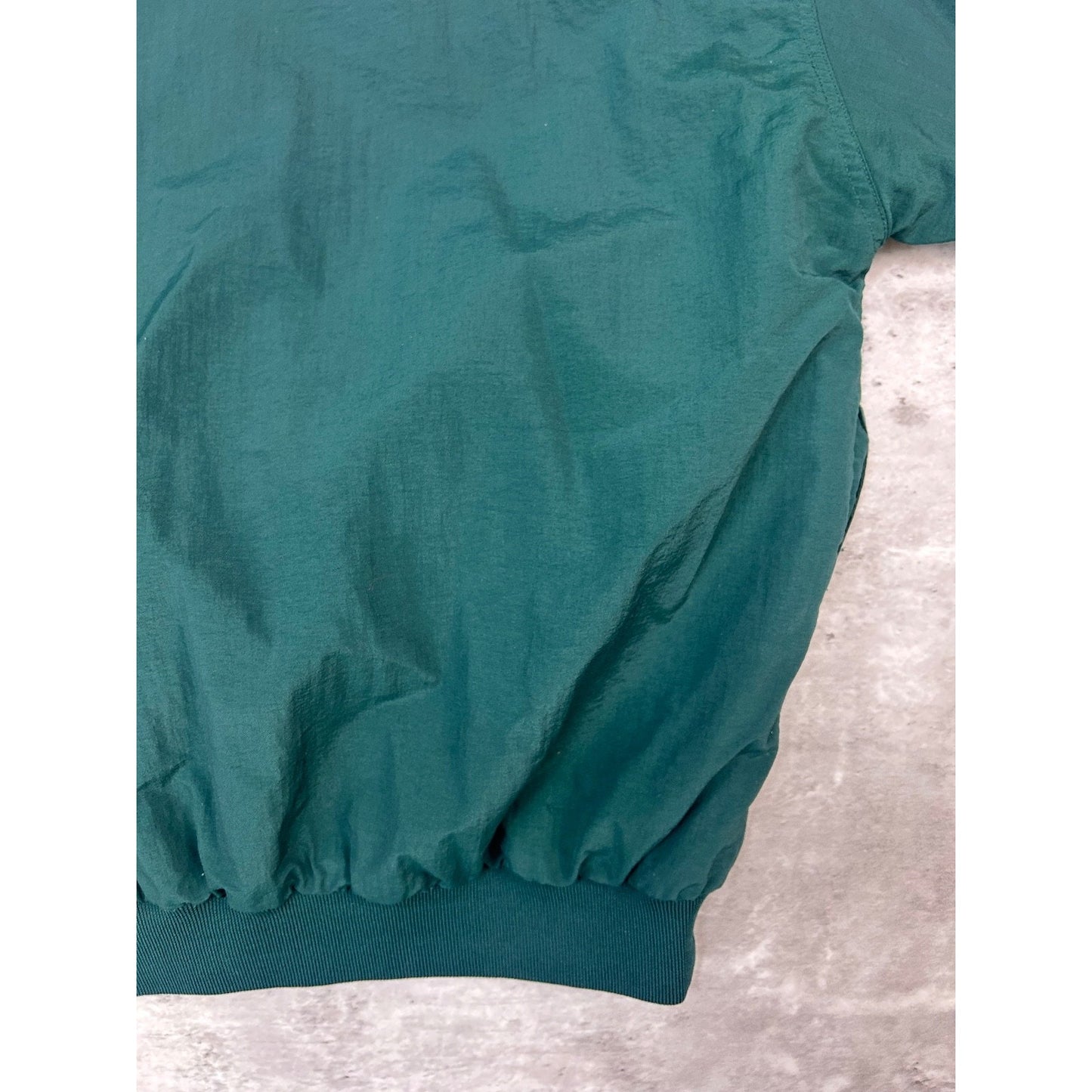 Vintage Kingsville Golf & C.C. Nylon Pullover Windbreaker Jacket Size Medium