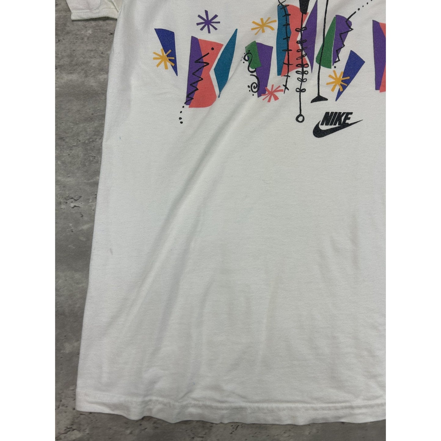 Vintage 80s/90s Nike Abstract Graphic Logo T-Shirt Size Medium White