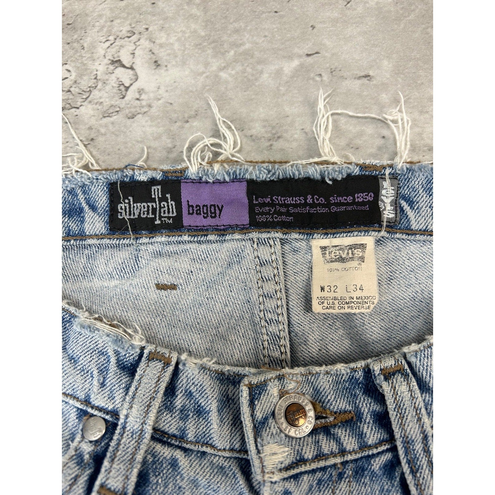 Vintage Levi's Silvertab Light Wash Denim Baggy Fit Pants Size 30