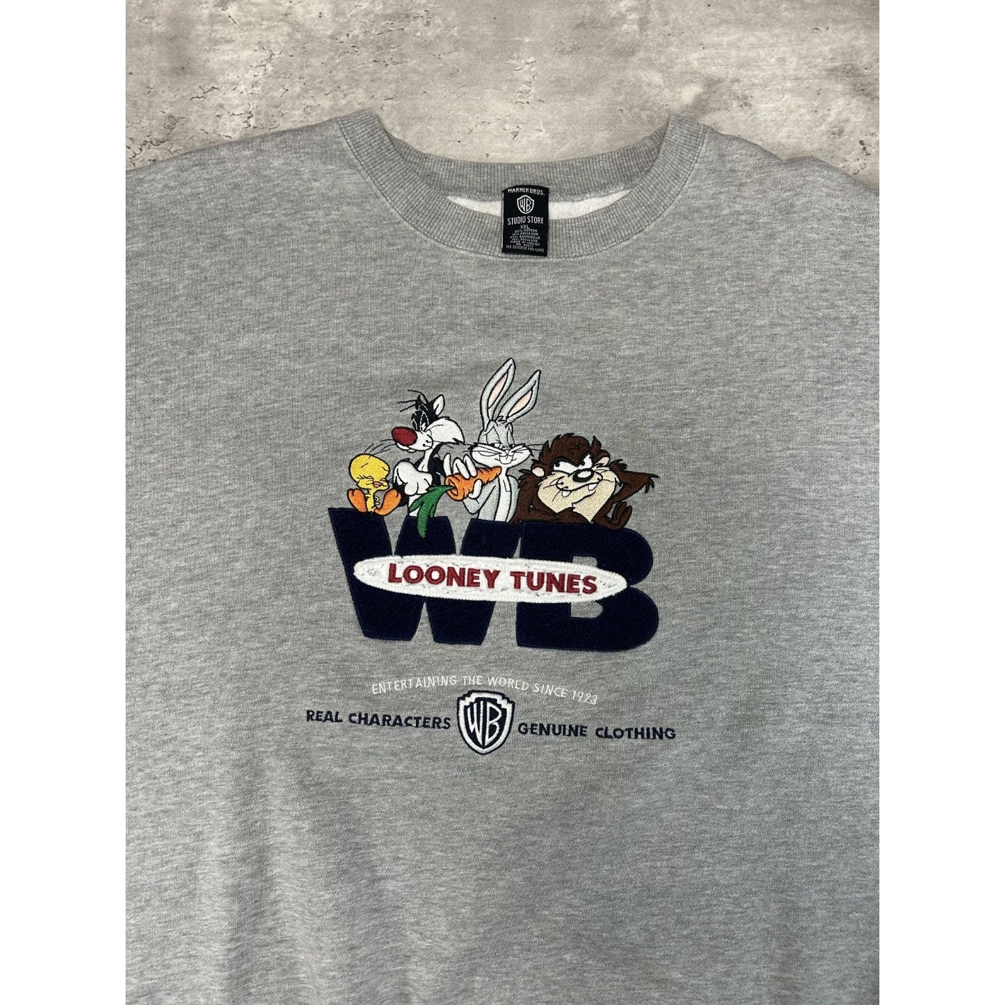 Vintage 90s Looney Tunes Embroidered Cartoon Characters Sweatshirt Size 2XL
