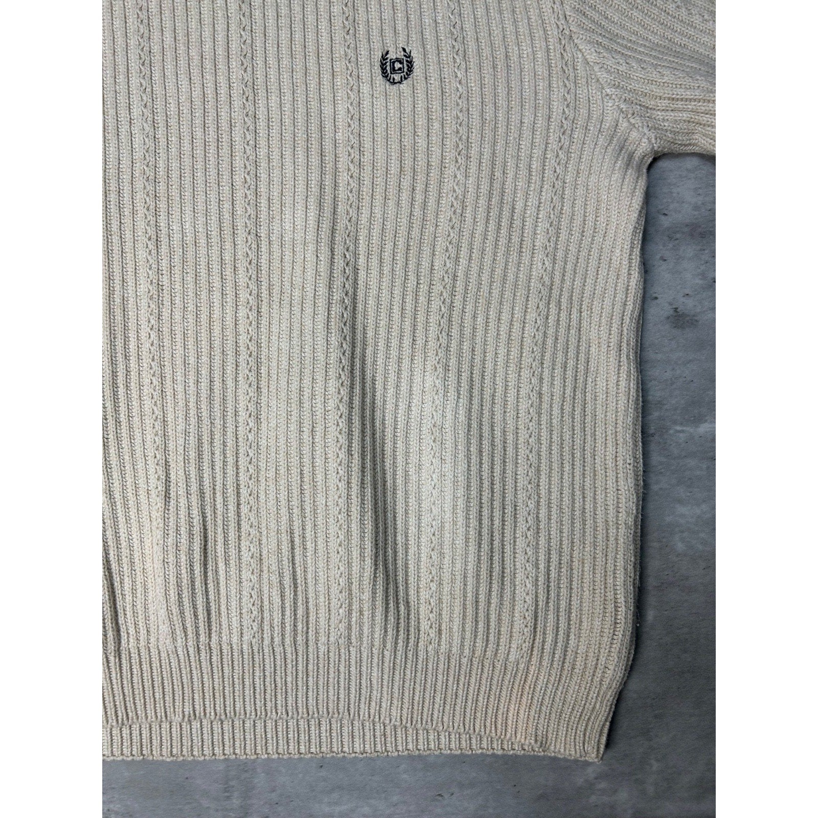Vintage Chaps Embroidered Crest Cable Knit Style Sweater Size Small