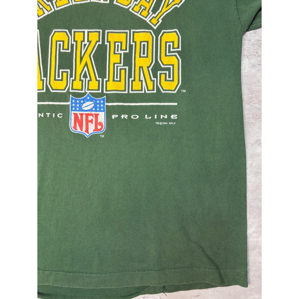 Vintage 1994 Green Bay Packers NFL Spellout Graphic Football T-Shirt Size Large