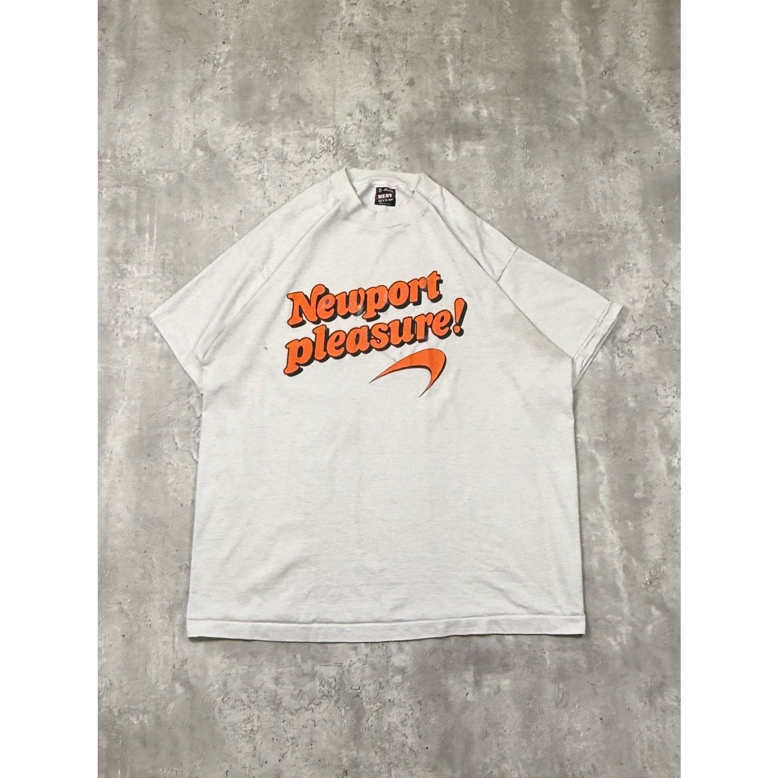 Vintage 90s Newport Pleasure! Cigarette Promo Graphic T-Shirt Size XL