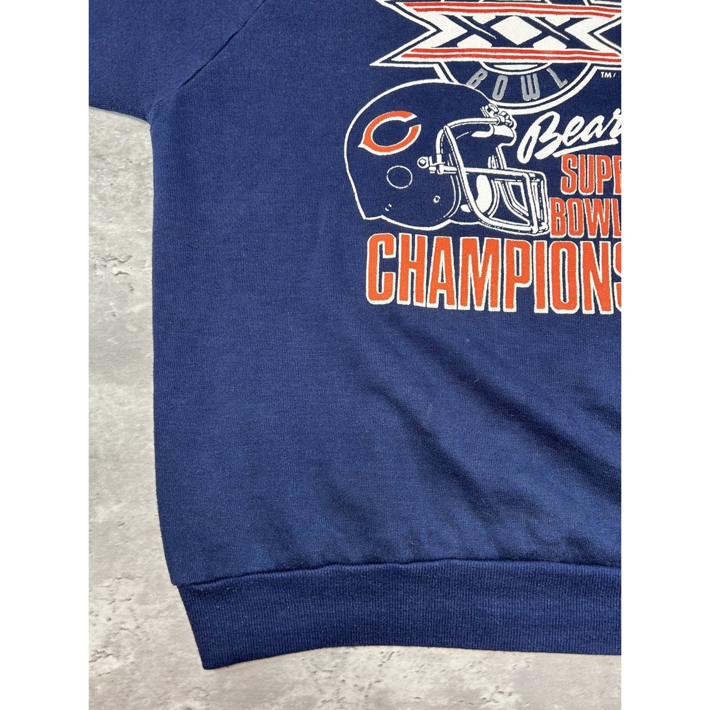 Vintage 1985 Chicago Bears NFL Super Bowl XX Champs Football Sweatshirt Sz Large