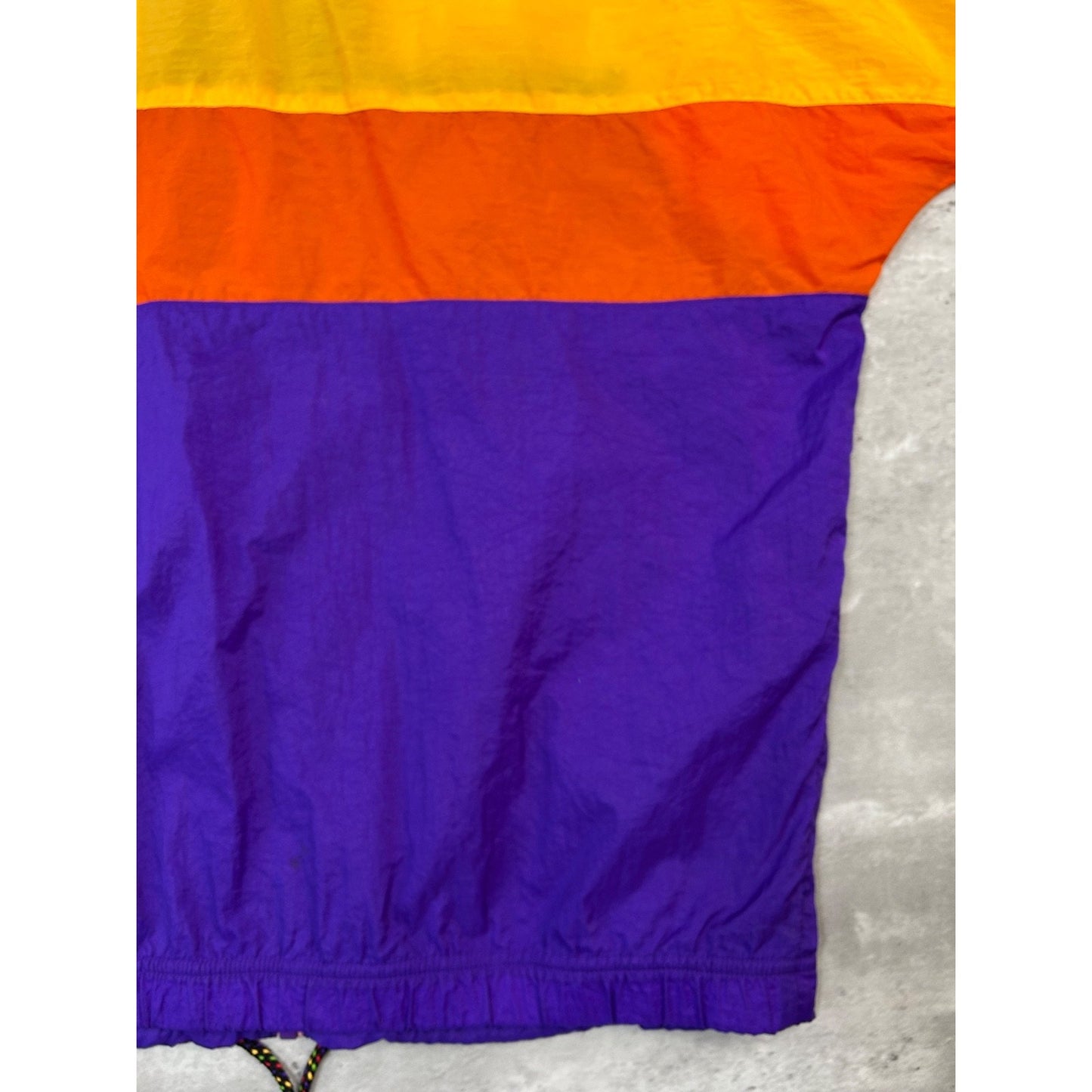 Vintage 80s/90s Nike Graphic Spellout Swoosh Nylon Windbreaker Jacket YOUTH L