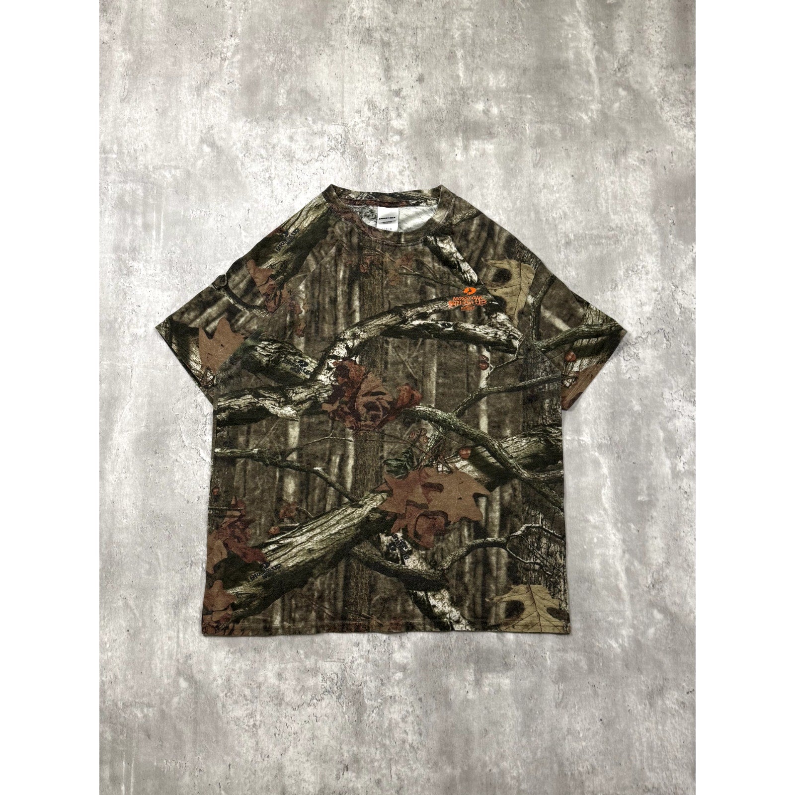 Vintage Mossy Oak Break Up Camo Hunting T-Shirt Size Large