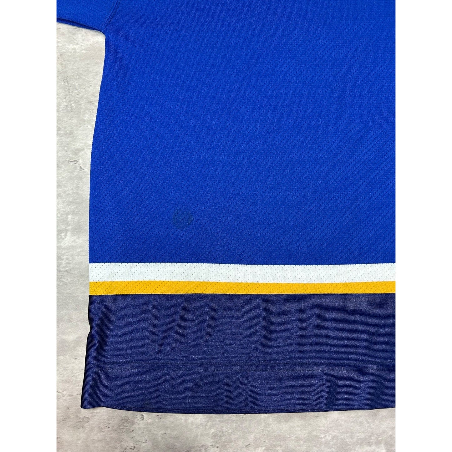 Vintage 90s St Louis Blues NHL Stitched CCM Hockey Jersey Size Large
