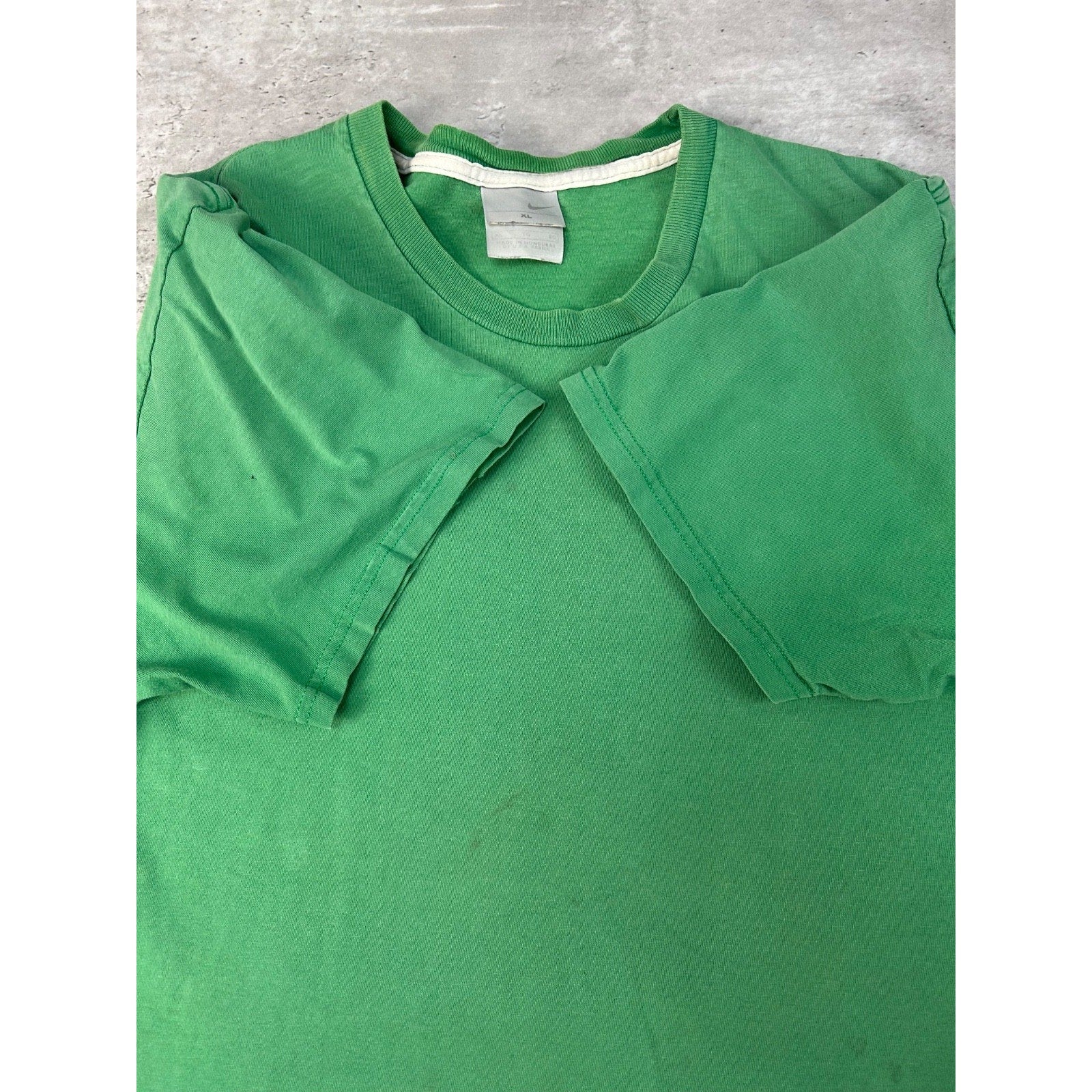 Vintage 2000s Nike Classic Embroidered Swoosh T-Shirt Size XL