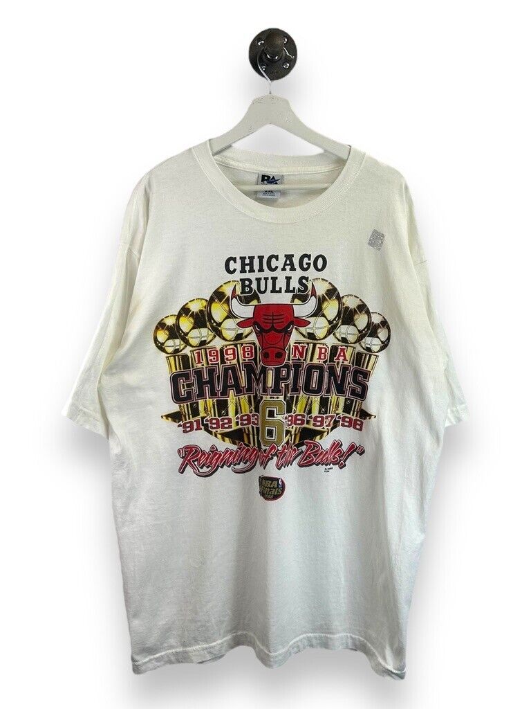 Vintage 1998 Chicago Bulls NBA Champions Trophy Graphic T-Shirt Size 2XL