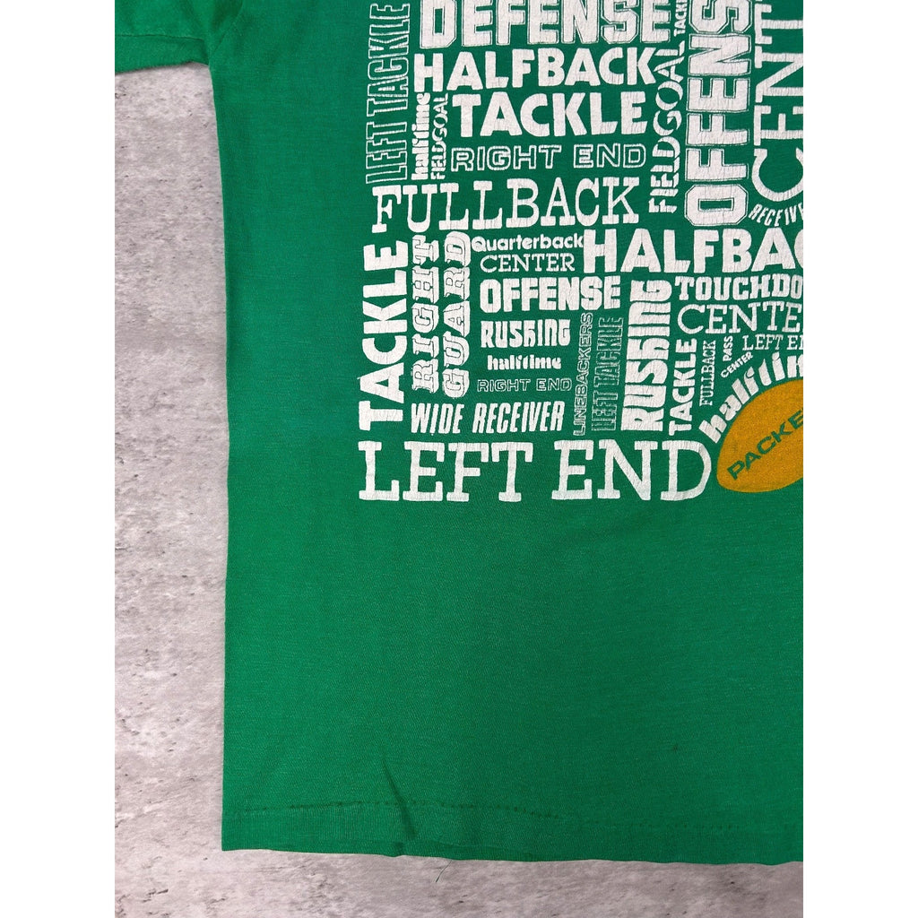 Vintage 80s Green Bay Packers NFL Football Spellout Graphic T-Shirt Size Medium