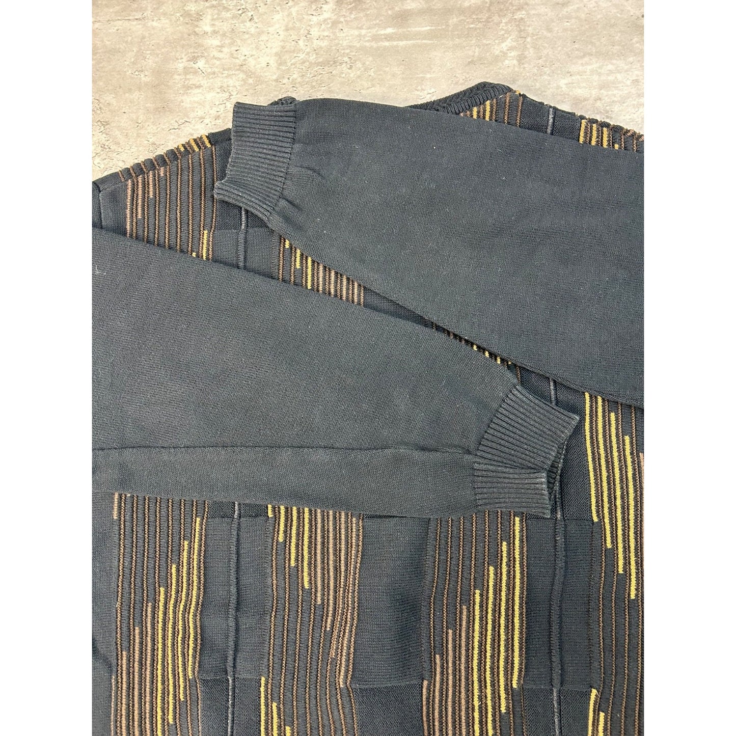 Vintage 90s Strada Abstract Striped Pullover Knit Sweater Size Large