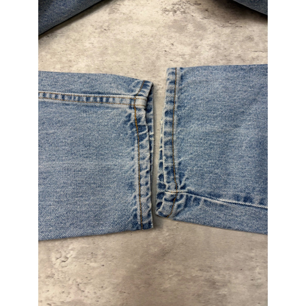 VTG 90s Levis 550 Red Tab Relaxed Tapered Leg Medium Wash Denim Pants Size 34