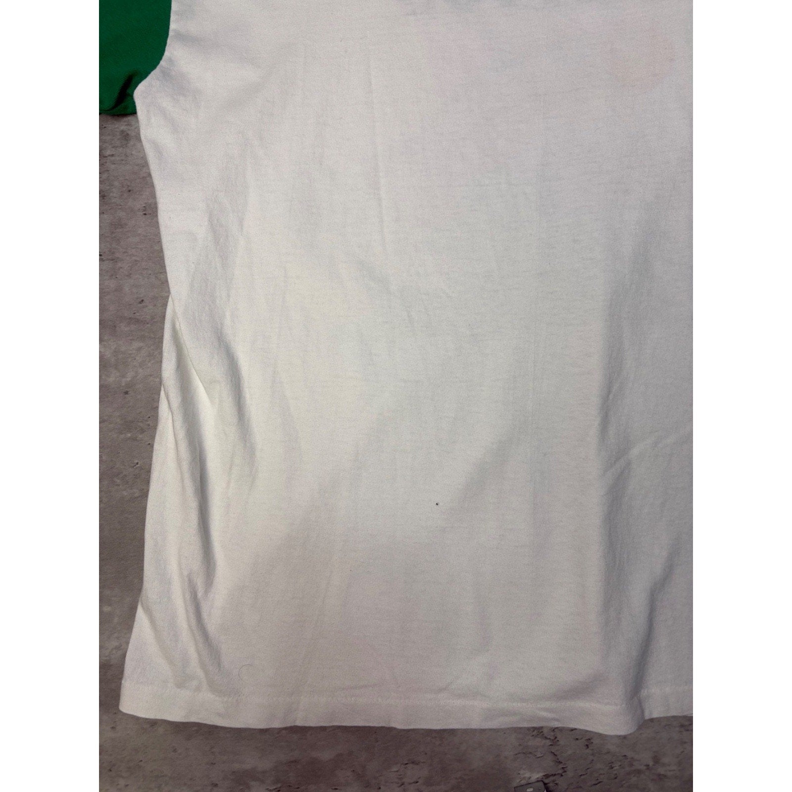 Vintage 1994 Boston Celtics NBA Embroidered Spellout Graphic T-Shirt Size XL