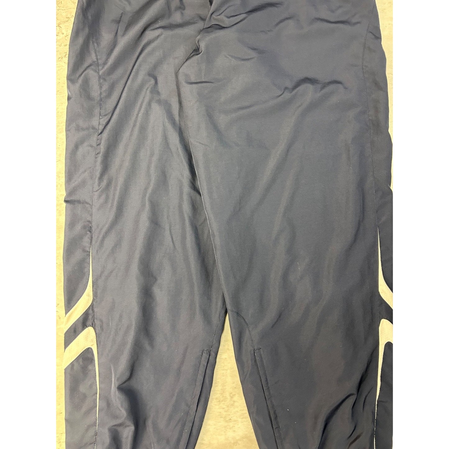 Vintage 90s England Soccer Embroidered Crest Umbro Nylon Track Pants Size XL