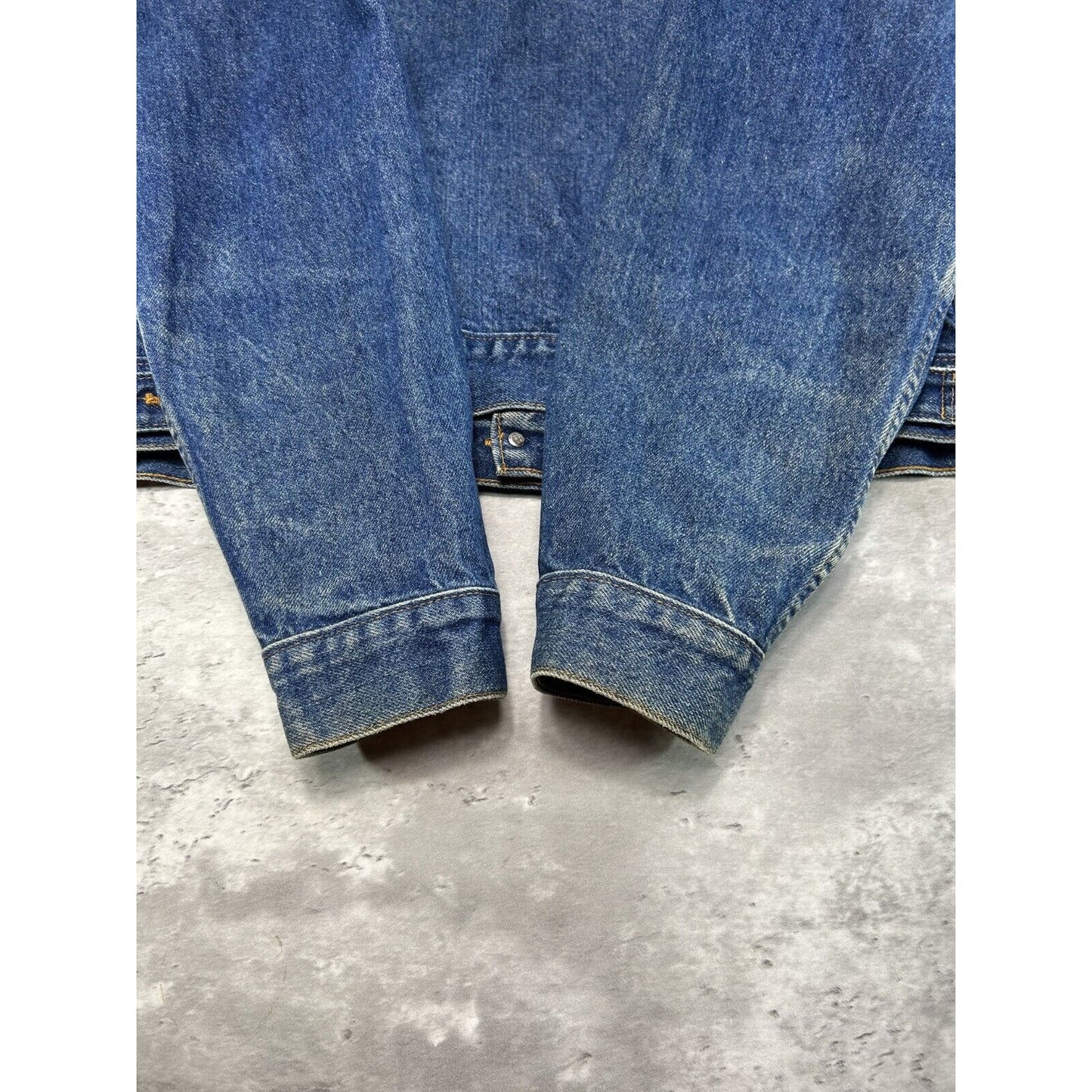 Vintage 80s Levis Red Tab Dark Wash Denim Type 3 Trucker Jacket Size 44 Medium