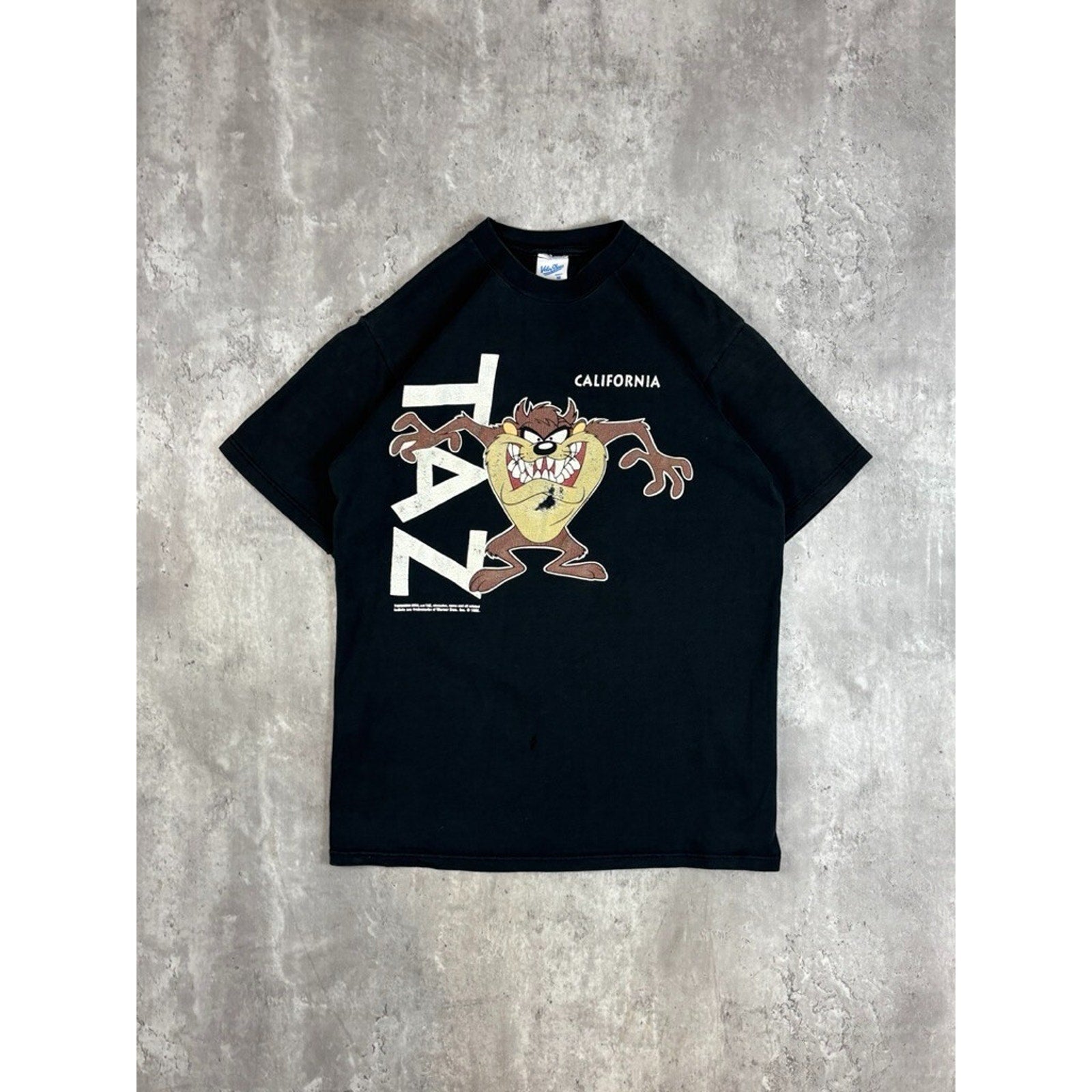 Vintage 1992 Looney Tunes Taz California Looney Tunes Cartoon T-Shirt Size Medium