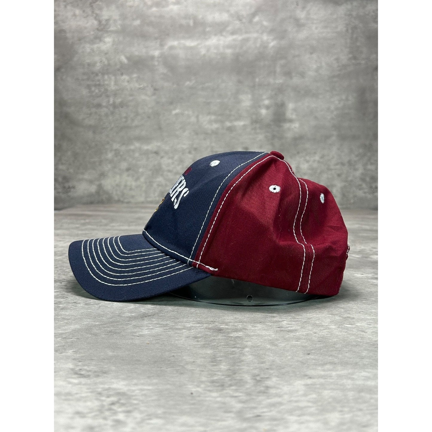 Vintage Cleveland Cavaliers NBA Embroidered Spellout Logo Strapback Hat OSFA