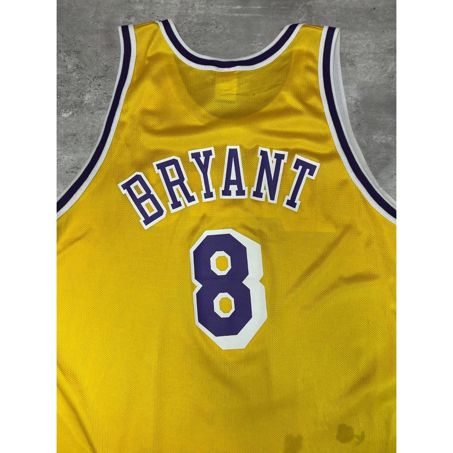 Vintage Kobe Bryant #8 Los Angeles Lakers NBA Champion Jersey Size XL