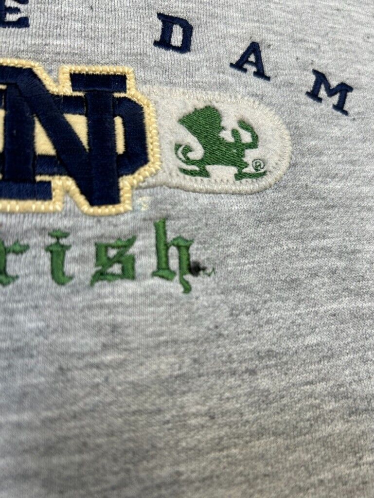 Vintage Notre Dame Fighting Irish Embroidered Logo NCAA Sweatshirt Size XL Gray