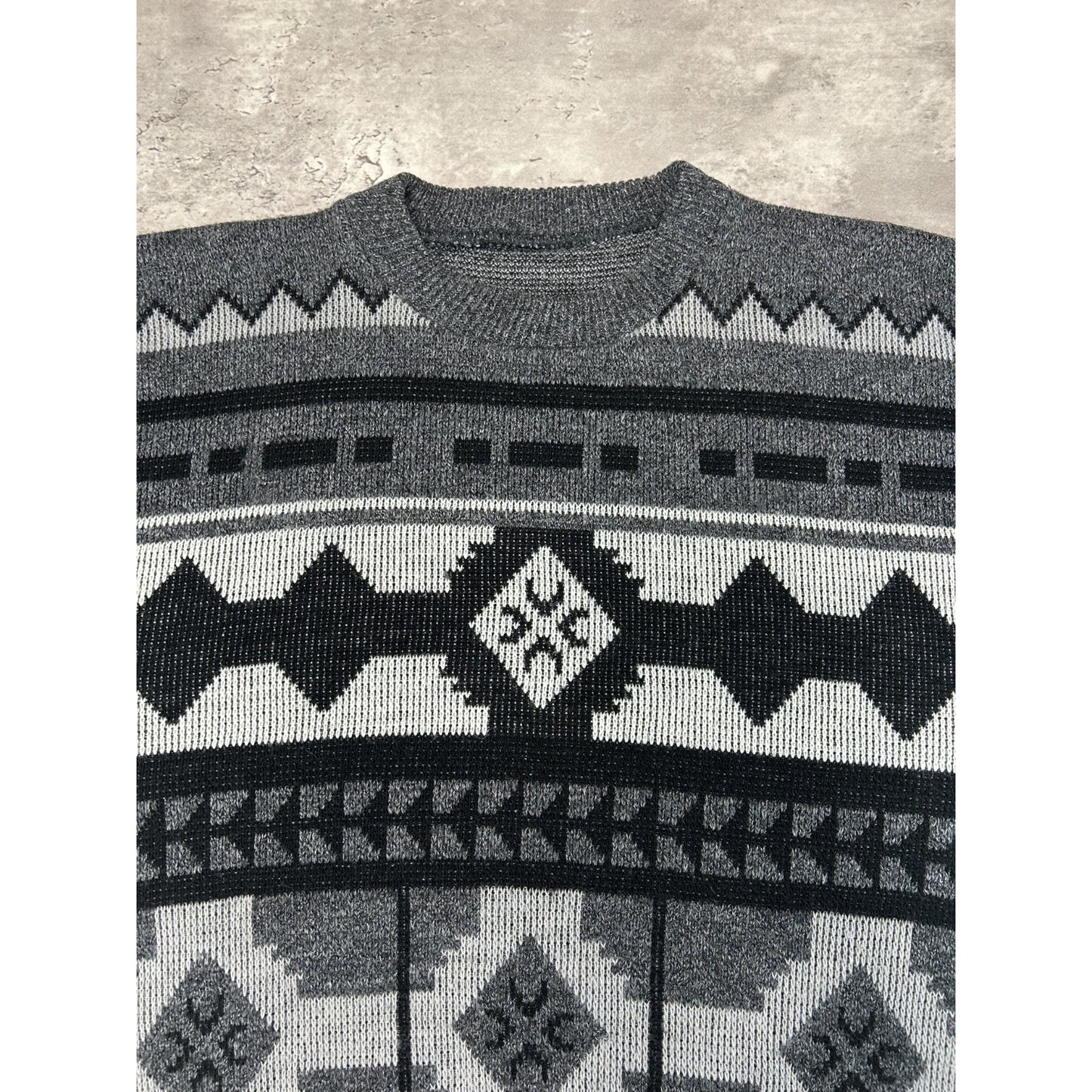 Vintage 80s/90s Abstract Geometric Print Pullover Ribbed Knit Sweater Sz Medium
