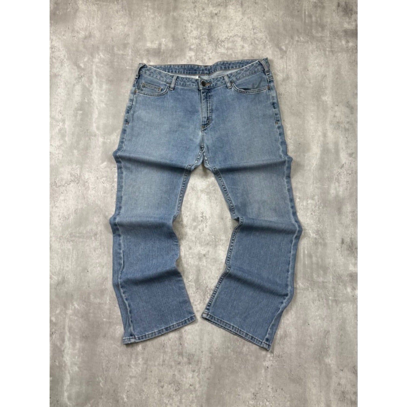 Vintage Carhartt Womens Curvy Fit Light Wash Denim Workwear Pants Size 36