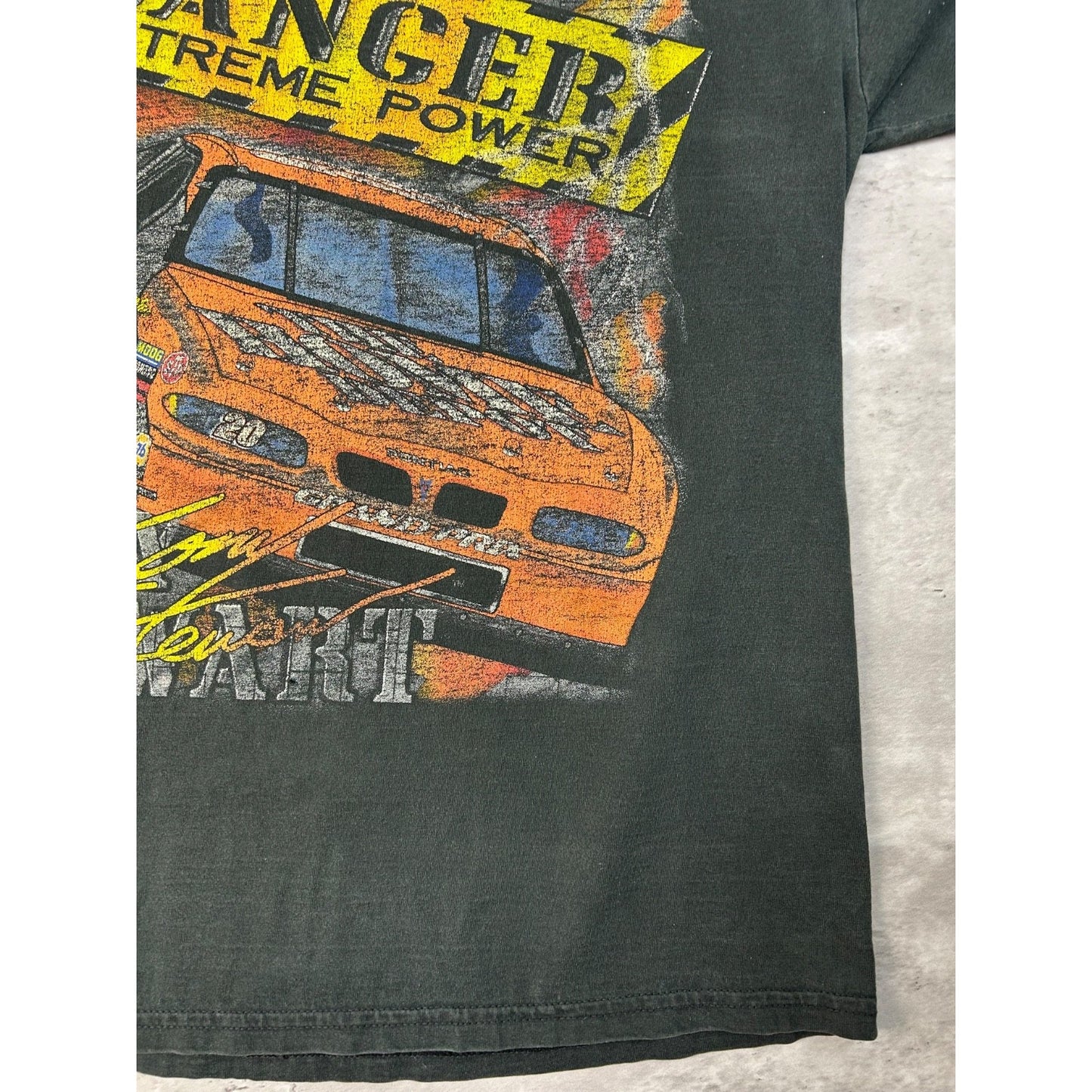 Vintage Tony Stewart #20 Extreme Danger Nascar Racing Graphic T-Shirt Sz Medium