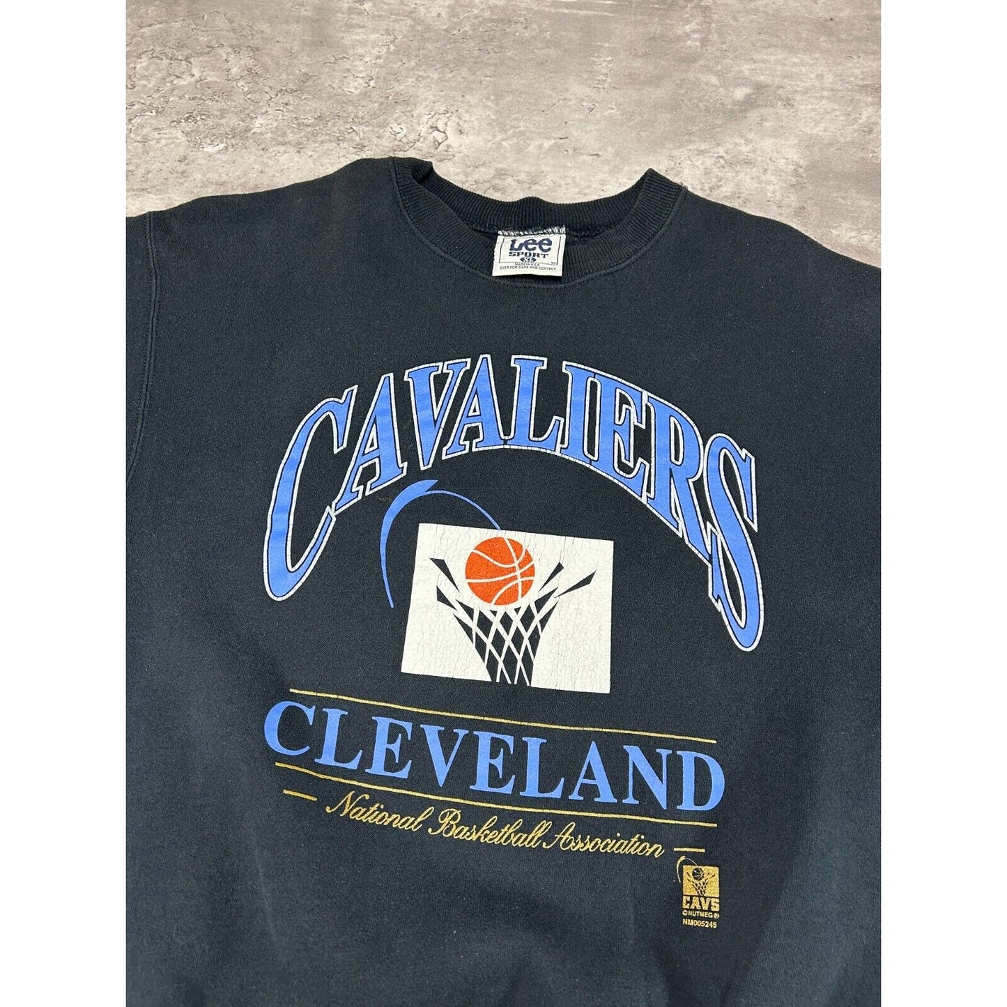 Vintage 90s Cleveland Cavaliers NBA Spellout Graphic Sweatshirt Size XL