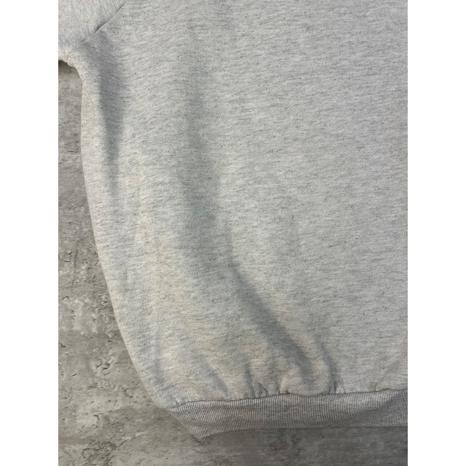 Vintage 90s Grey Wolf Animal Graphic Nature Crewneck Sweatshirt Size Large