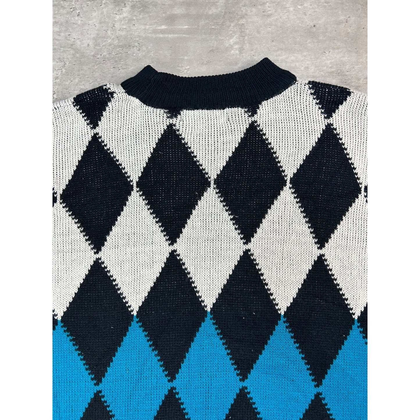 Vintage 80s/90s Yes Diamond Print Pullover Ribbed Knit Sweater Size Medium