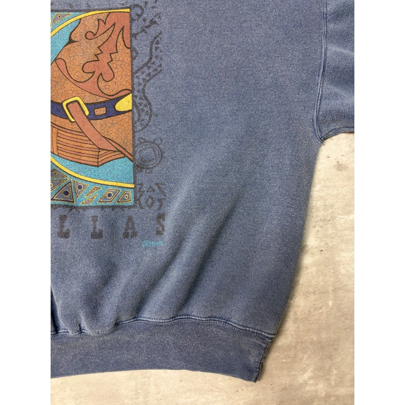 Vintage Dallas Cowboy Boot Art Graphic Destination Sweatshirt Size Large
