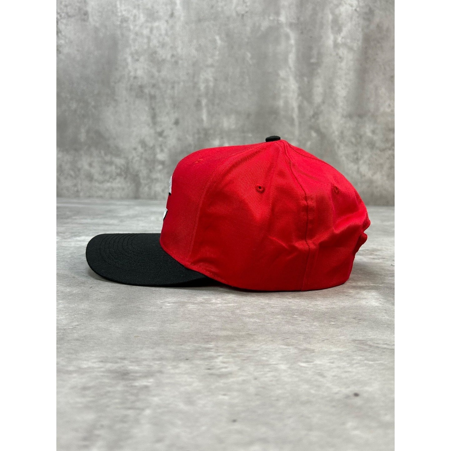 Vintage Cincinnati Reds MLB Embroidered Logo Baseball Snapback Hat OSFA