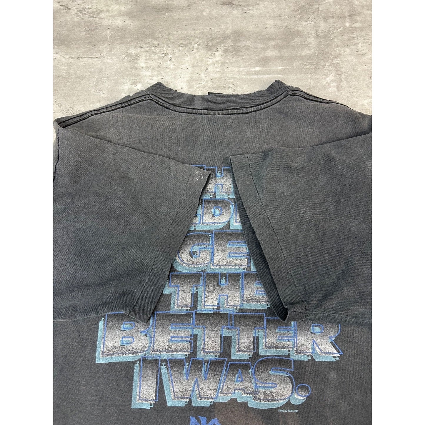 Vintage 90s No Fear The Older i Get The Better I Was Slogan T-Shirt Size XL