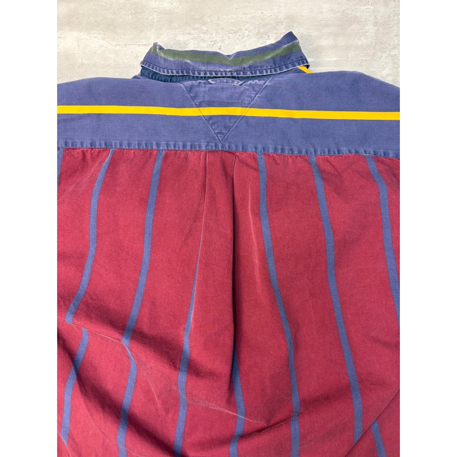 Vintage Tommy Hilfiger Embroidered Crest Striped Button Up Shirt Size Large