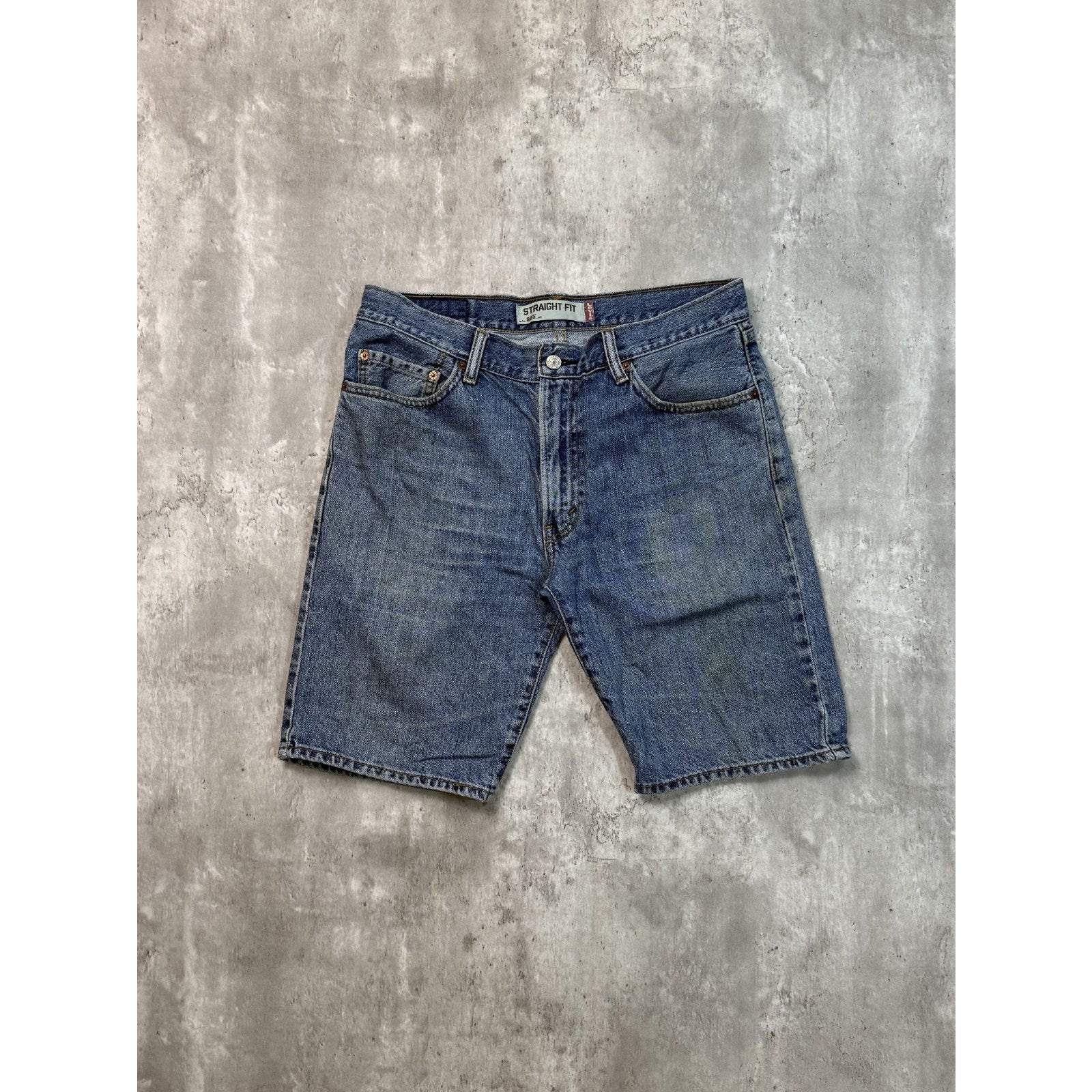 Vintage Levis 505 Red Tab Medium Wash Denim Shorts Size 33