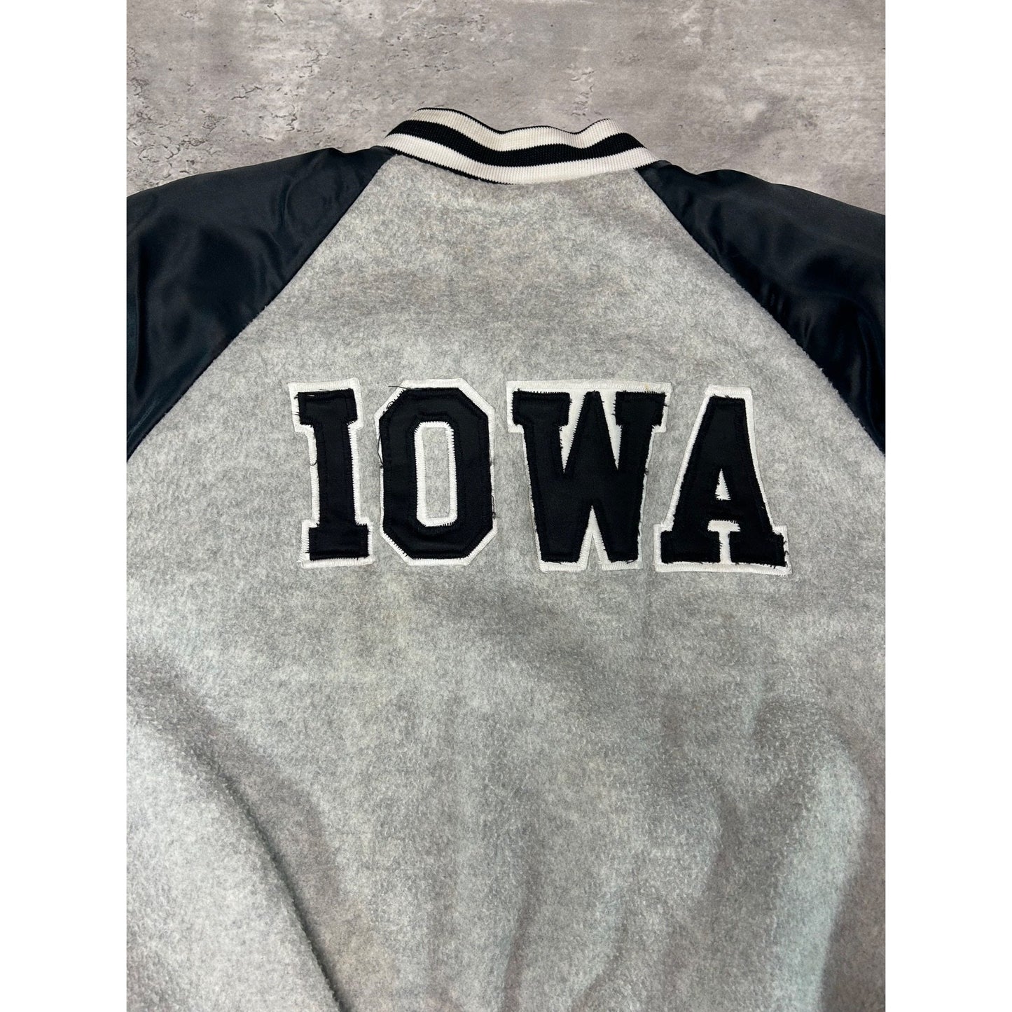 Vintage 90s Iowa Hawkeyes NCAA Embroidered Collegiate Bomber Jacket Size XL
